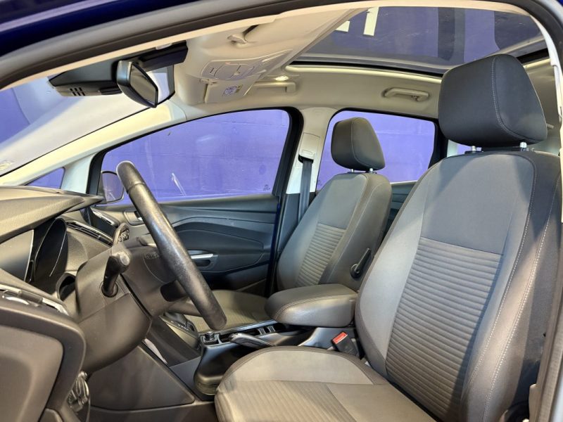 Ford C-max  1.5 TDCI 120CH - boite automatique - Titanium -Toit panoramique 