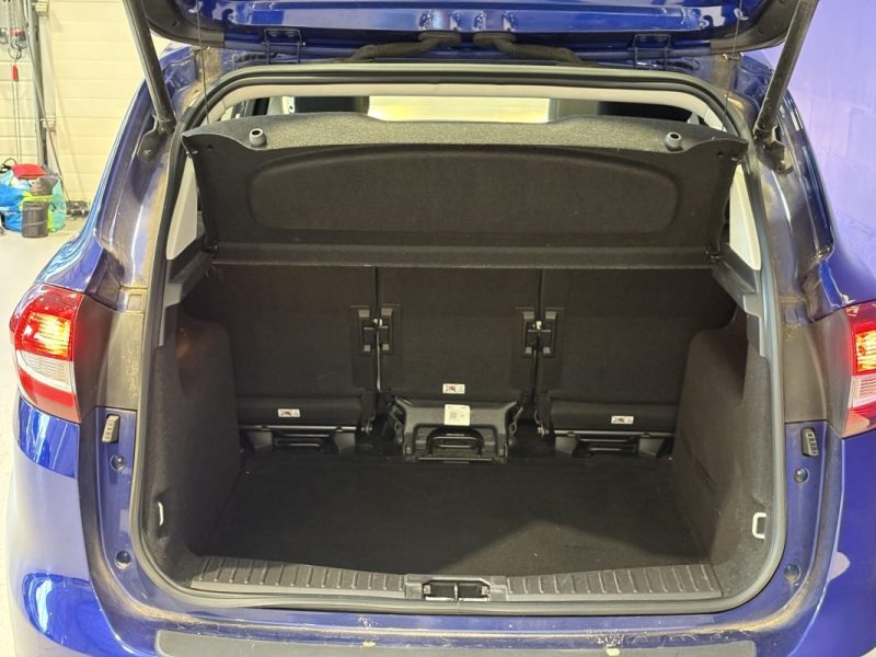 Ford C-max  1.5 TDCI 120CH - boite automatique - Titanium -Toit panoramique 