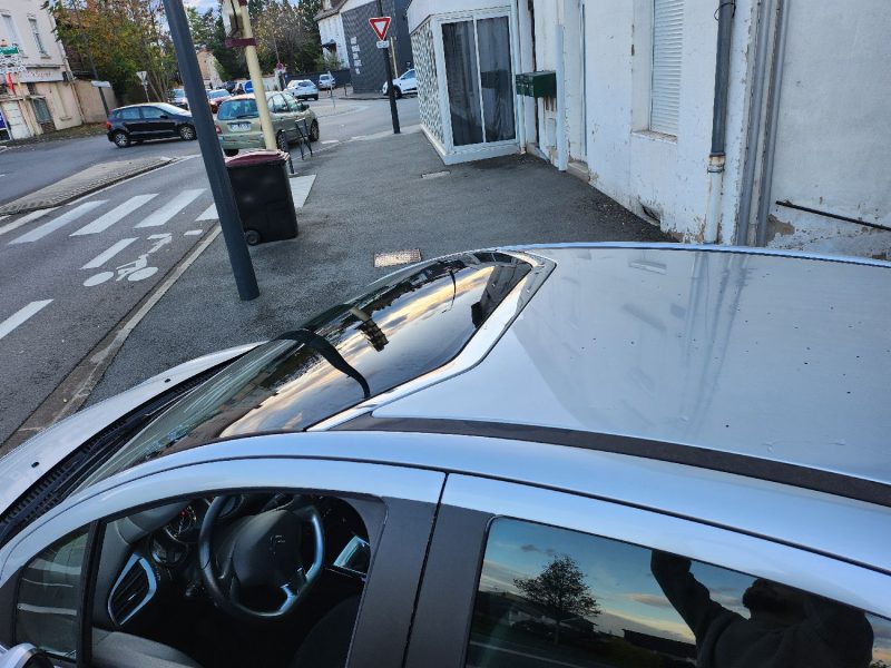 CITROEN C3 1.4 VTI 95 EXCLUSIVE 2010