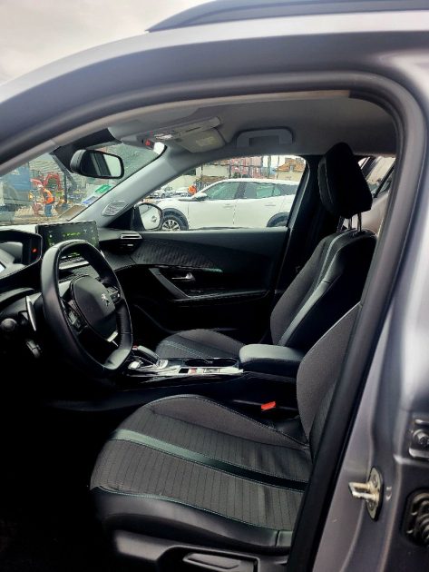 PEUGEOT 2008 II 1.5 BLUEHDI 130CH S&S ROADTRIP EAT8 125G 2021