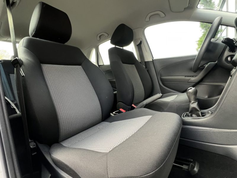 VOLKSWAGEN POLO 5 V 1.2 60 Cv 5 PORTES / CLIMATISATION 1ERE MAIN CRIT AIR 1 - GARANTIE 1 AN