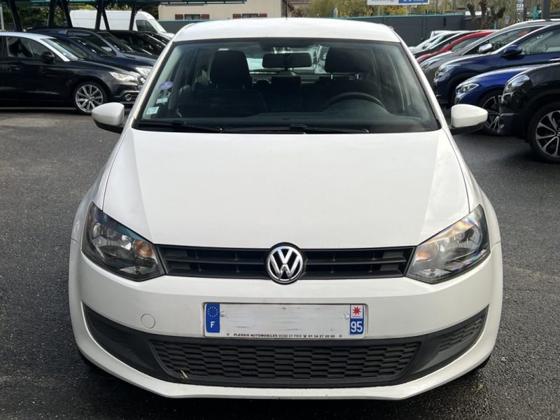 VOLKSWAGEN POLO 5 V 1.2 60 Cv 5 PORTES / CLIMATISATION 1ERE MAIN CRIT AIR 1 - GARANTIE 1 AN