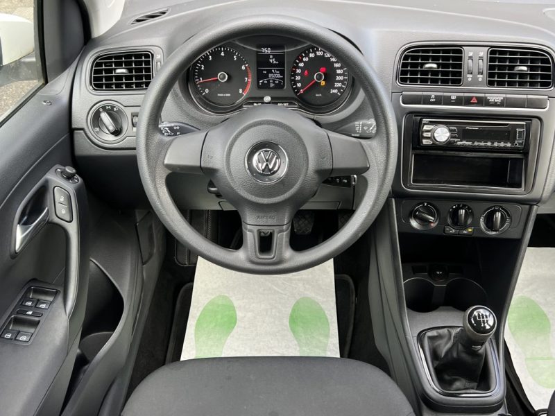 VOLKSWAGEN POLO 5 V 1.2 60 Cv 5 PORTES / CLIMATISATION 1ERE MAIN CRIT AIR 1 - GARANTIE 1 AN
