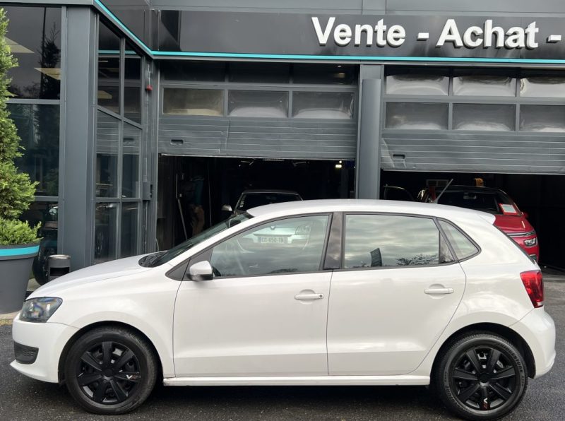 VOLKSWAGEN POLO 5 V 1.2 60 Cv 5 PORTES / CLIMATISATION 1ERE MAIN CRIT AIR 1 - GARANTIE 1 AN