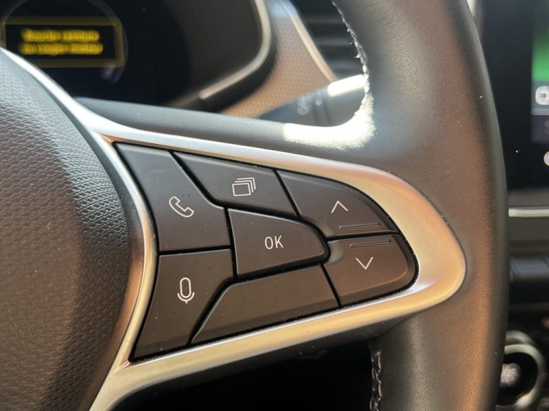 RENAULT ARKANA TECHNO / 143CH / BVA6 2024