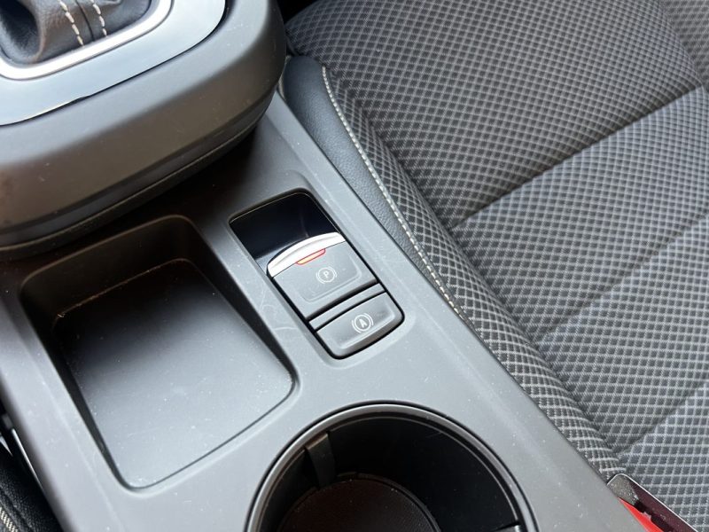 RENAULT ARKANA TECHNO / 143CH / BVA6 2024