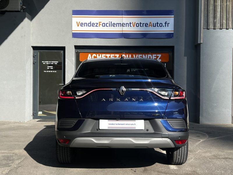 RENAULT ARKANA TECHNO / 143CH / BVA6 2024