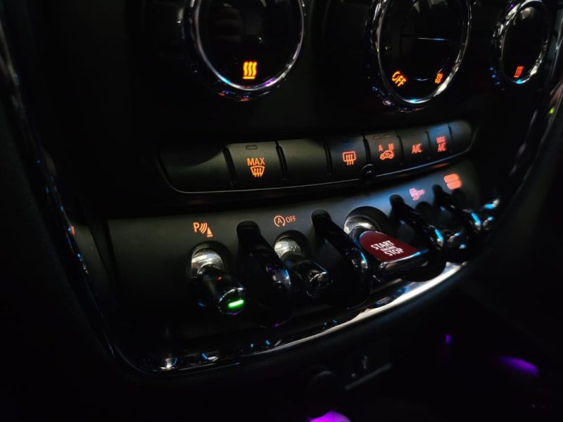 MINI CLUBMAN 3 COOPER 136cv JOHN COOPER WORKS TOIT OUVRANT /SIEGES CHAUFFANTS /PARK ASSIST