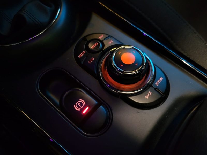 MINI CLUBMAN 3 COOPER 136cv JOHN COOPER WORKS TOIT OUVRANT /SIEGES CHAUFFANTS /PARK ASSIST