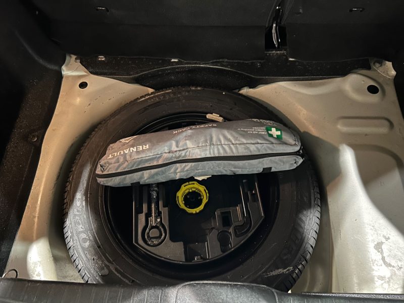 PEUGEOT 208 I  1.2VTI 12V 80CH 