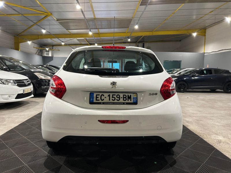 PEUGEOT 208 I  1.2VTI 12V 80CH 
