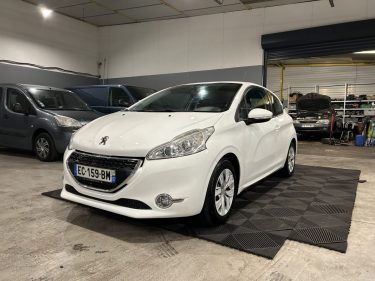 PEUGEOT 208 I  1.2VTI 12V 80CH 