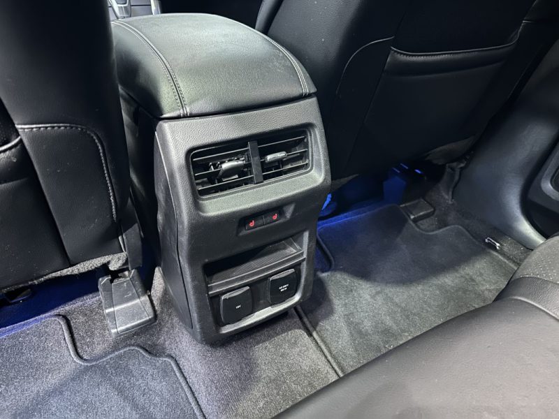 FORD EDGE SPORT 2.0 TDCI 210ch - SUIVI COMPLET / TOIT OUVRANT / CAMERA / SIEGES ELECTRIQUES / BLUETO