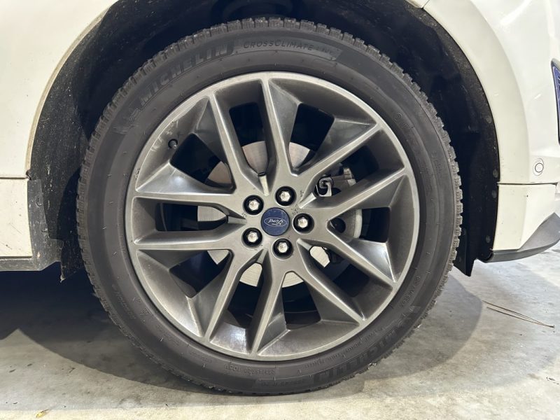 FORD EDGE SPORT 2.0 TDCI 210ch - SUIVI COMPLET / TOIT OUVRANT / CAMERA / SIEGES ELECTRIQUES / BLUETO