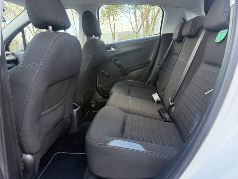 PEUGEOT 208 1.4 VTi 95ch Allure Pack – Clim Auto – Bluetooth – Révisée & Garantie 6 mois