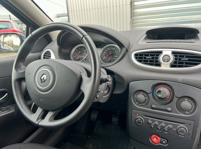 RENAULT CLIO 1.2  75CH DYNAMIQUE 