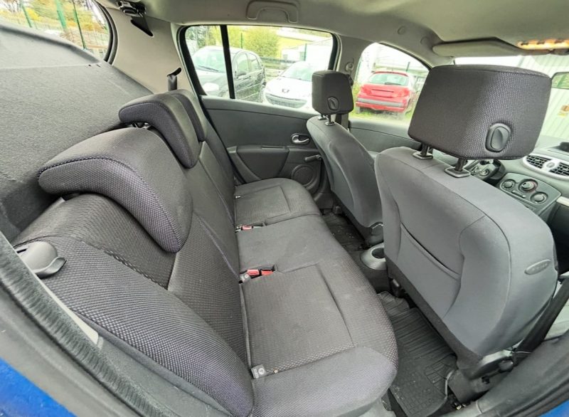 RENAULT CLIO 1.2  75CH DYNAMIQUE 