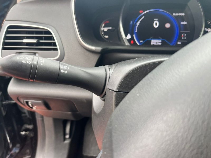 RENAULT MEGANE IV 1.3 TCE 140CH FAP ZEN 2019