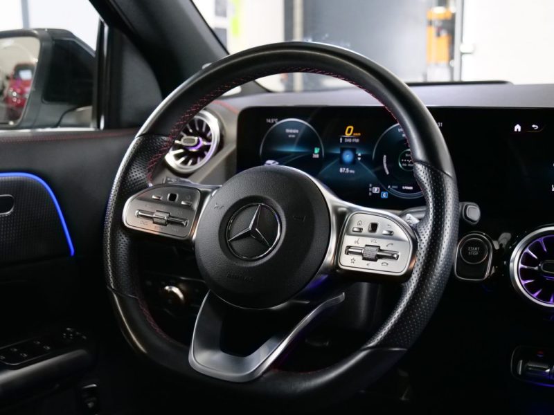 MERCEDES EQA 250+ AMG LINE 2023