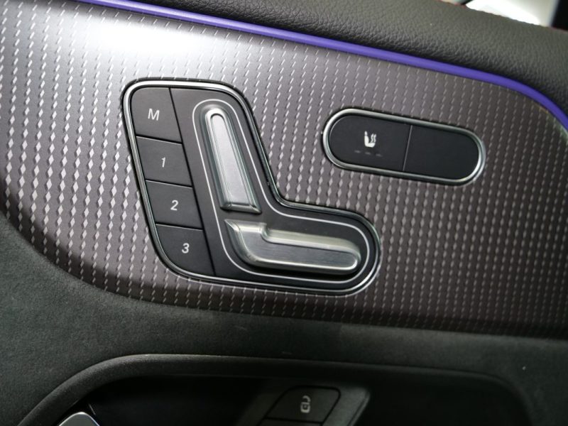 MERCEDES EQA 250+ AMG LINE 2023