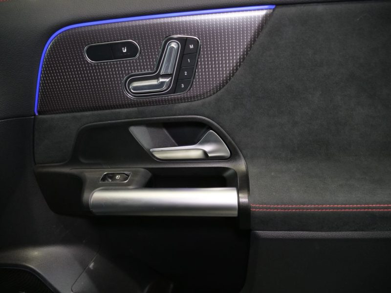 MERCEDES EQA 250+ AMG LINE 2023