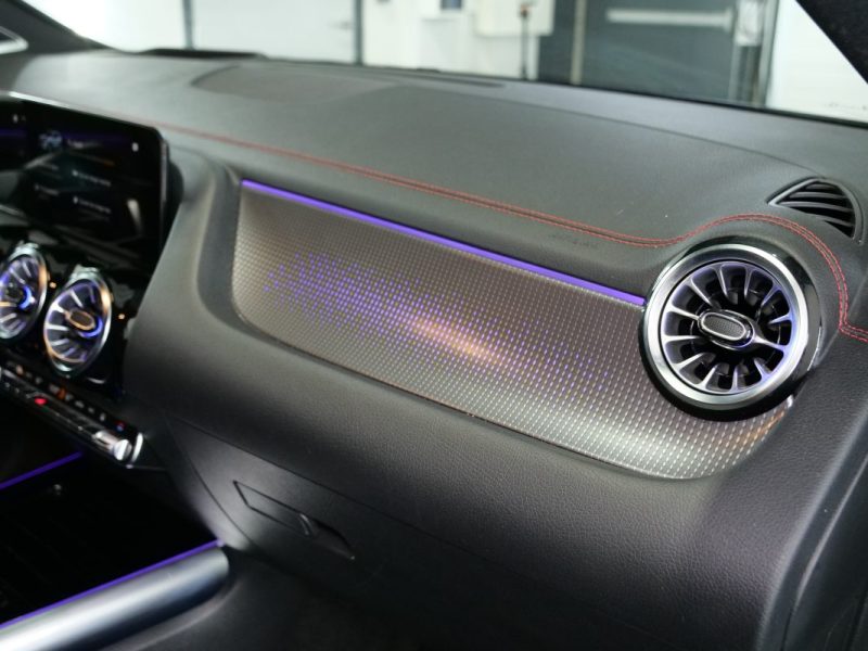 MERCEDES EQA 250+ AMG LINE 2023