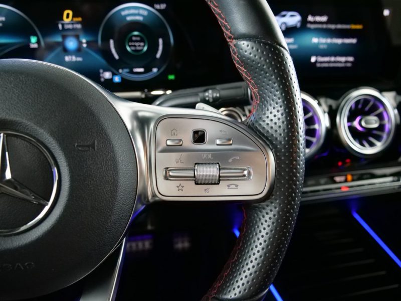 MERCEDES EQA 250+ AMG LINE 2023