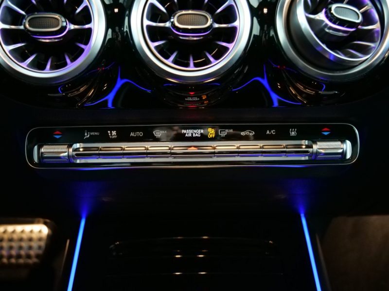 MERCEDES EQA 250+ AMG LINE 2023