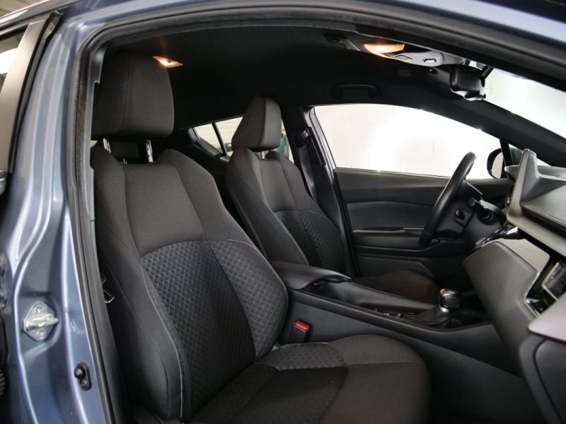 TOYOTA C-HR 122H DYNAMIC BUSINESS 2WD  2020