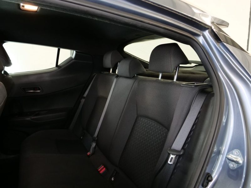 TOYOTA C-HR 122H DYNAMIC BUSINESS 2WD  2020