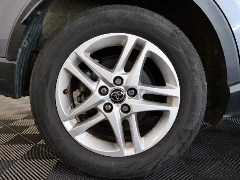 TOYOTA C-HR 122H DYNAMIC BUSINESS 2WD  2020