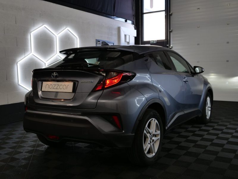 TOYOTA C-HR 122H DYNAMIC BUSINESS 2WD  2020