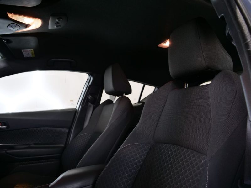 TOYOTA C-HR 122H DYNAMIC BUSINESS 2WD  2020