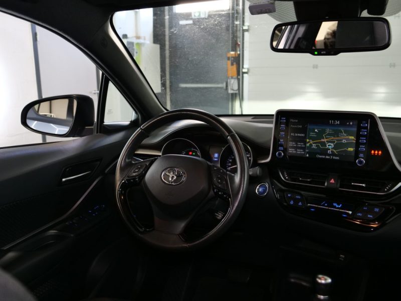 TOYOTA C-HR 122H DYNAMIC BUSINESS 2WD  2020