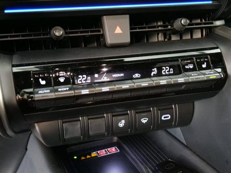 TOYOTA C-HR 2.0 PHEV 225 DESIGN 2024