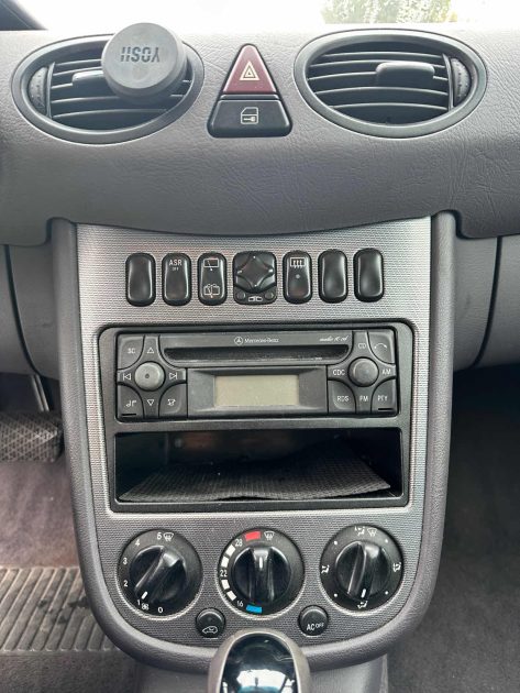 MERCEDES CLASSE A 190 POUR PRO