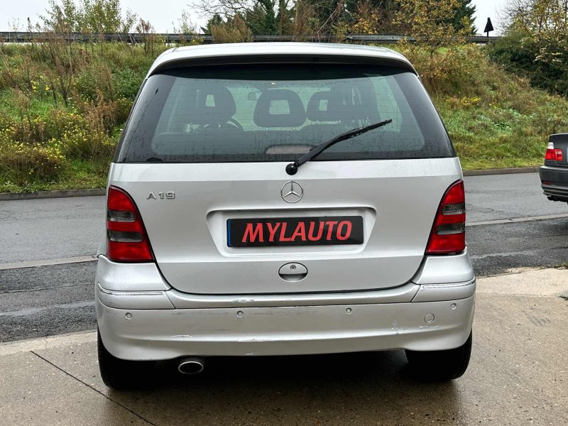 MERCEDES CLASSE A 190 POUR PRO