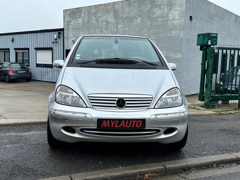 MERCEDES CLASSE A 190 POUR PRO
