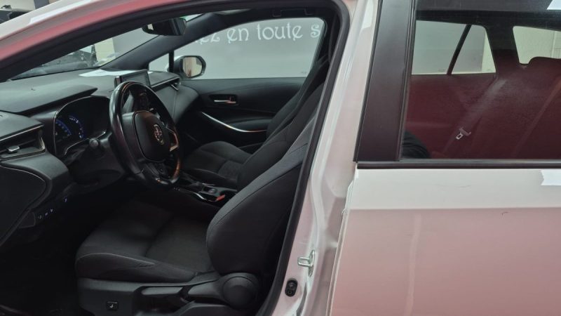 TOYOTA COROLLA TOURING SPORTS 122cv DYNAMIC BUSINESS/1 ERE MAIN/TVA RECUPERABLE