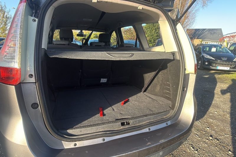 RENAULT SCENIC III 1.5 DCI 110CH ENERGY BUSINESS ECO² 7 PLACES 