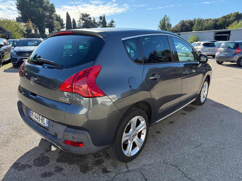 PEUGEOT 3008 1.6 HDI 112 FAP PREMIUM PACK 2011