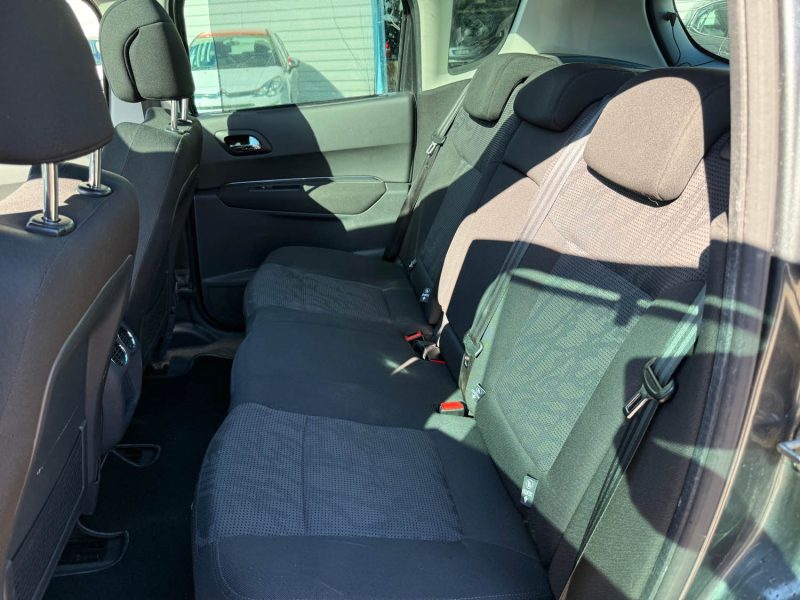 PEUGEOT 3008 1.6 HDI 112 FAP PREMIUM PACK 2011