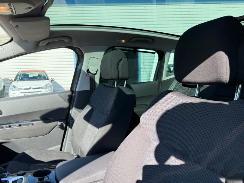 PEUGEOT 3008 1.6 HDI 112 FAP PREMIUM PACK 2011