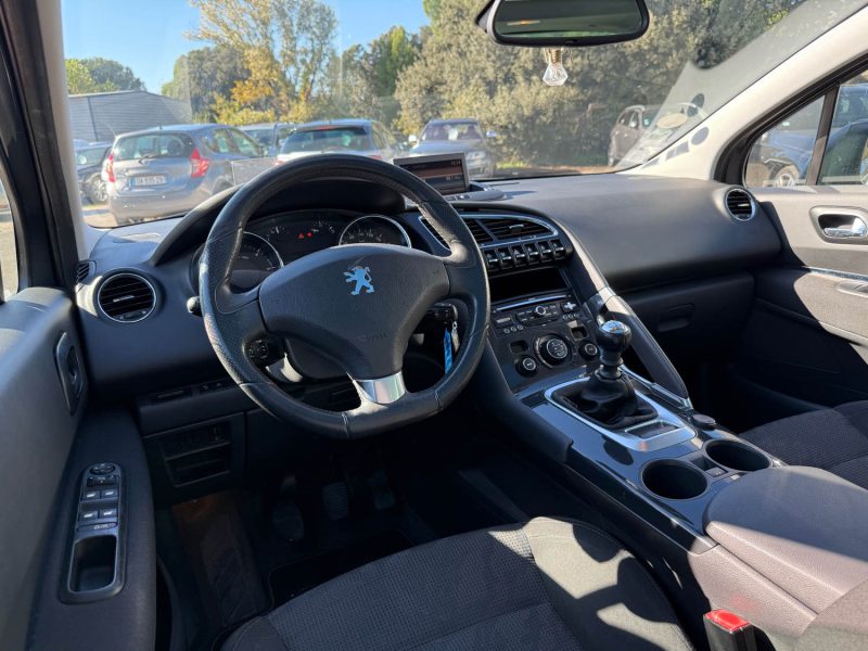 PEUGEOT 3008 1.6 HDI 112 FAP PREMIUM PACK 2011