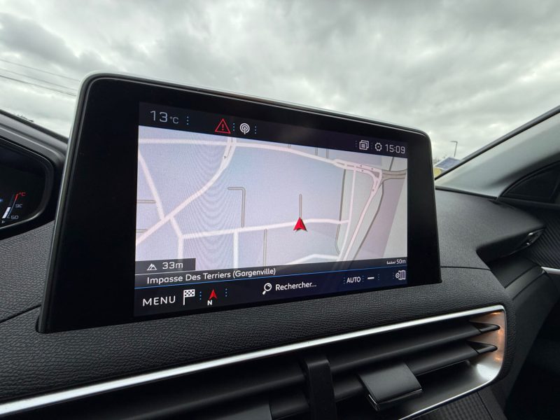 PEUGEOT 5008 7 PLACES 1.5 HDI 130CV BOITE AUTOMATIQUE EAT8 2018