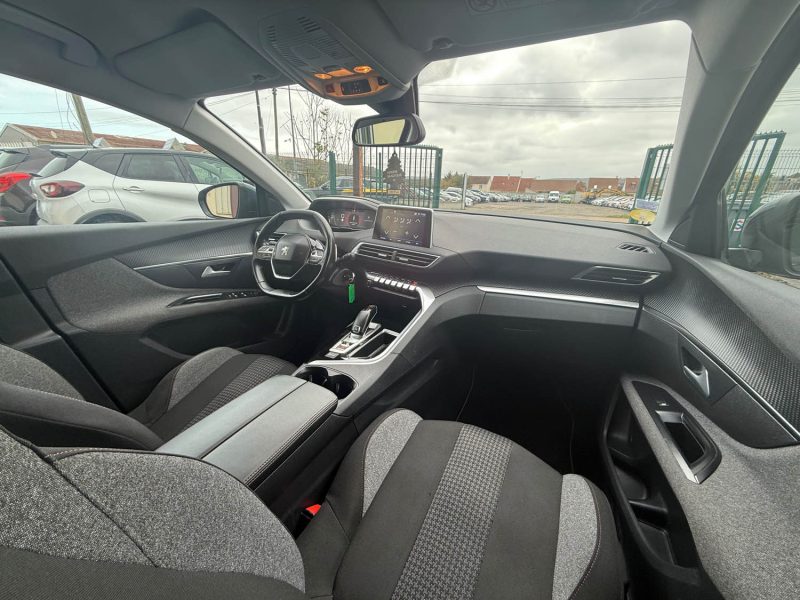 PEUGEOT 5008 7 PLACES 1.5 HDI 130CV BOITE AUTOMATIQUE EAT8 2018