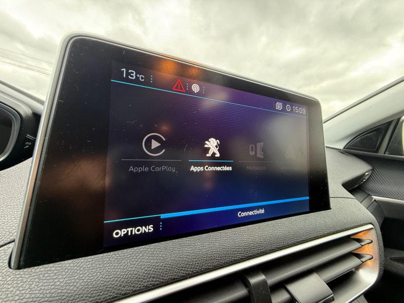 PEUGEOT 5008 7 PLACES 1.5 HDI 130CV BOITE AUTOMATIQUE EAT8 2018