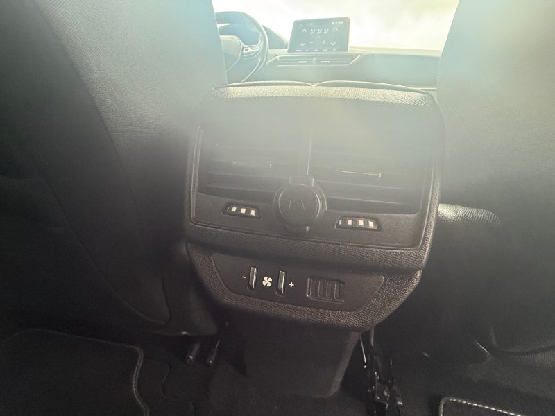 PEUGEOT 5008 7 PLACES 1.5 HDI 130CV BOITE AUTOMATIQUE EAT8 2018