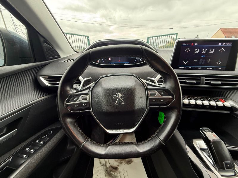 PEUGEOT 5008 7 PLACES 1.5 HDI 130CV BOITE AUTOMATIQUE EAT8 2018