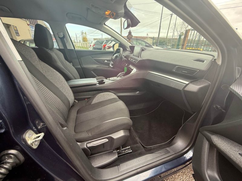 PEUGEOT 5008 7 PLACES 1.5 HDI 130CV BOITE AUTOMATIQUE EAT8 2018